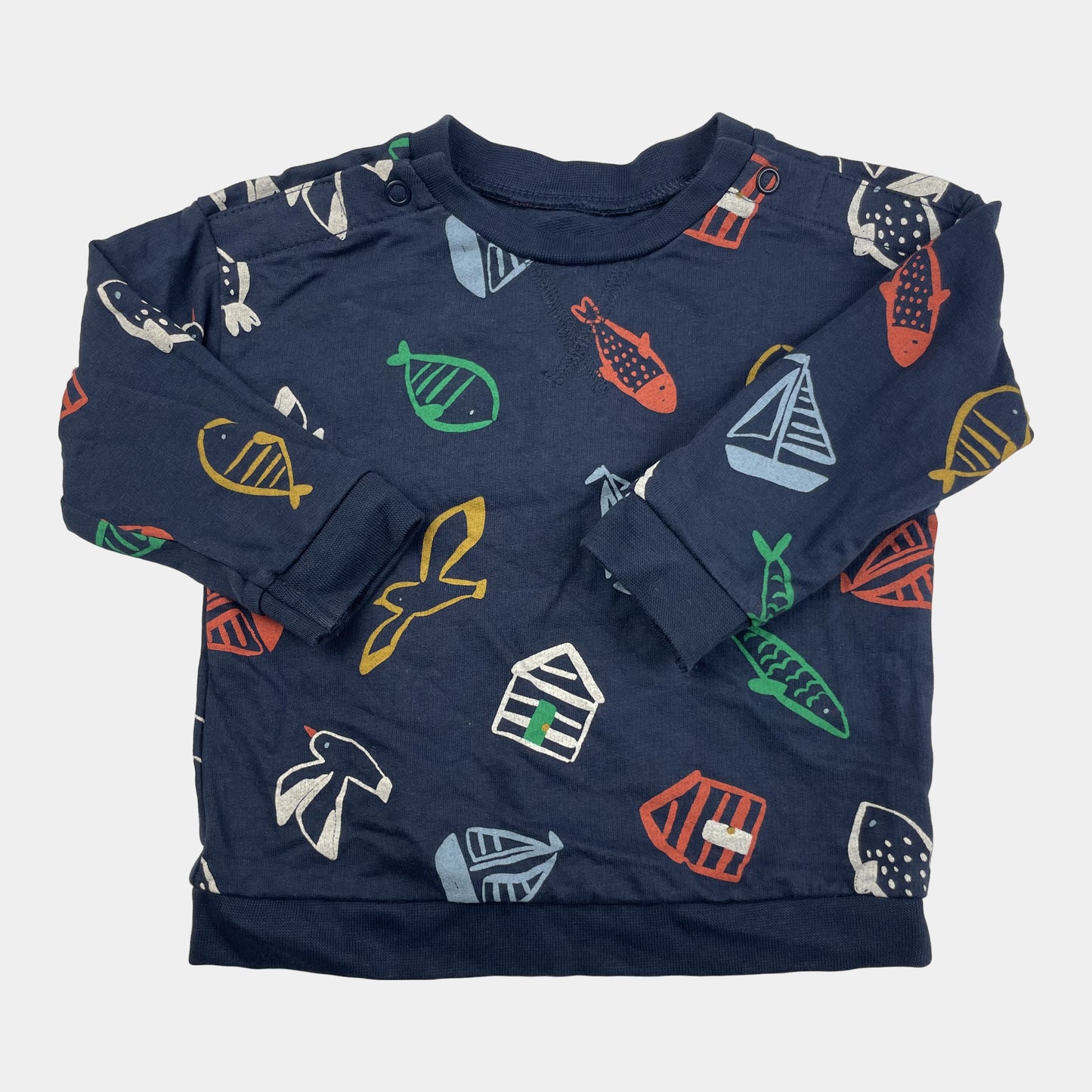 Blaues Babyset mit maritimem Muster von Tu – front