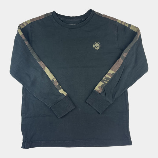 Grauer Pullover mit Camouflage-Akzenten für Kinder von Next – front