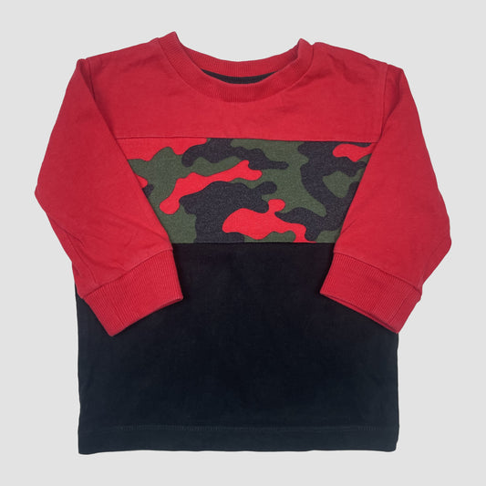 Rot-schwarzes Langarmshirt mit Camouflage-Einsatz von Next, Größe 6–9 Monate – front